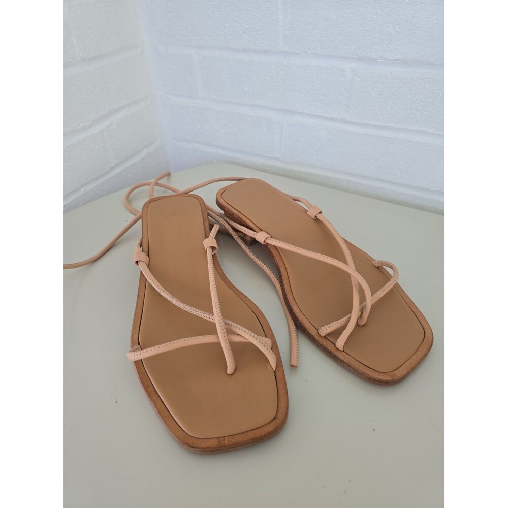 LOQ Ara Sandal in Dune Size 39 US 8.5 MRSP 385$ - Picture 2 of 16
